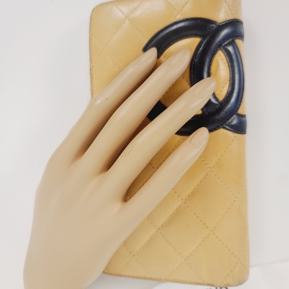 CHANEL Cambon Quilted Yen Light Brown Long Wallet - Picture 2 of 15